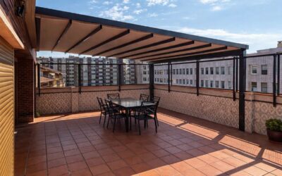 Terrazas en el Pirineo: Por qué una pérgola bioclimática es la mejor inversión para tu casa en Jaca