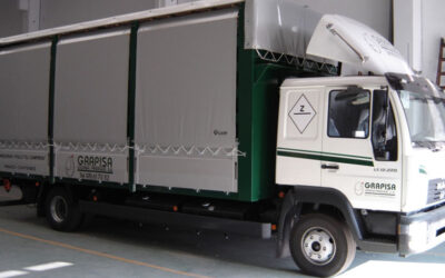 Inicio 6 Zaragoza y Jaca. Toldos, parasoles, estores y lonas Lonas para camiones de transporte de animales vivos. Tipos, materiales y fabricación propia