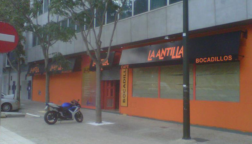 toldos para cadenas de franquicias branding exterior toldos para cadenas de franquicias branding exterior