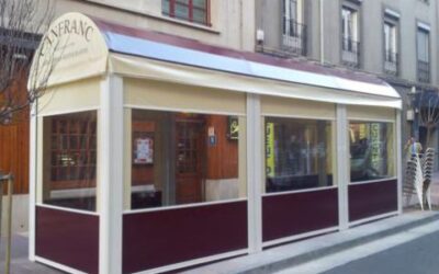 Inicio 6 Zaragoza y Jaca. Toldos, parasoles, estores y lonas Cómo gestionar la instalación de toldos en varios locales a la vez: guía para directores de operaciones de cadenas hosteleras