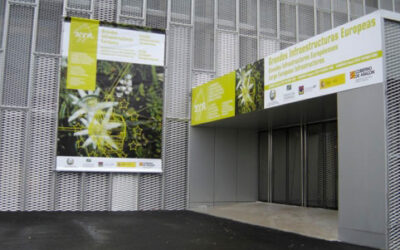 Inicio 6 Zaragoza y Jaca. Toldos, parasoles, estores y lonas Lonas corporativas para stands de feria
